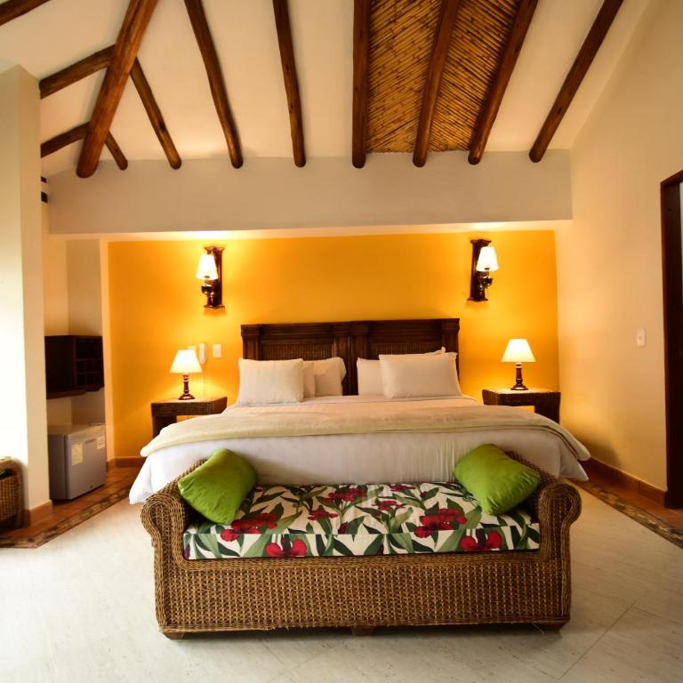 Hotel Campanario de la Villa - Suite with Balcony - 7