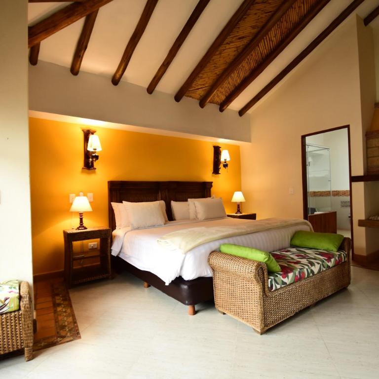 Hotel Campanario de la Villa - Suite with Balcony - 8
