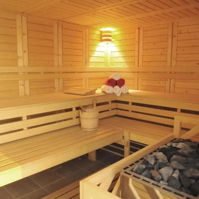 3-bedroom 4 people Ski Spa Pool Hammam Sauna Jacuzzi - Appartement 2 Chambres - 8