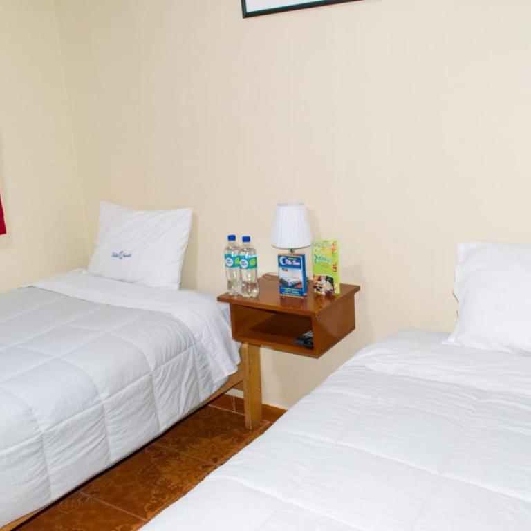 AMARU Palace - Twin Room - 10