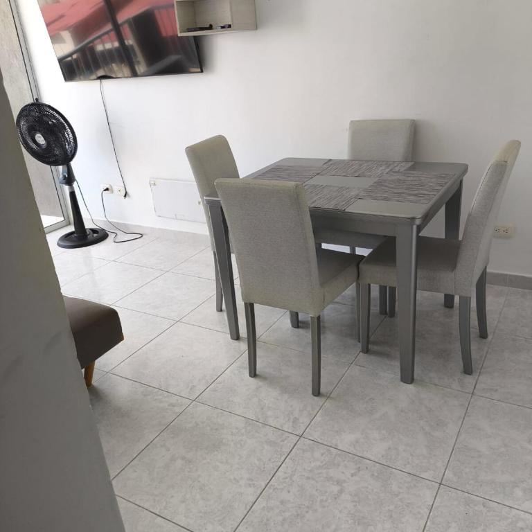 cartagena luxury - Three-Bedroom Apartment - 16