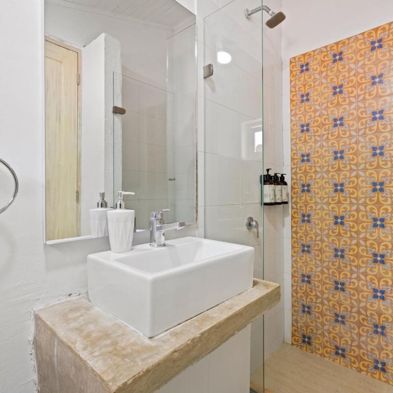 Casa Marie Hotel - Family Room - 3