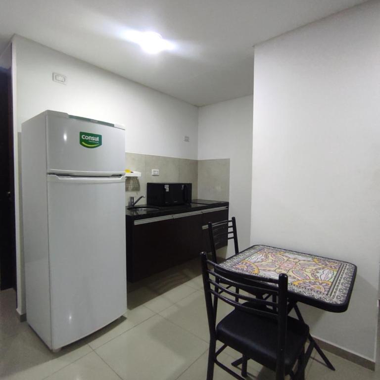 Monoambiente moderno en la mejor zona de la ciudad - One-Bedroom Apartment - 2