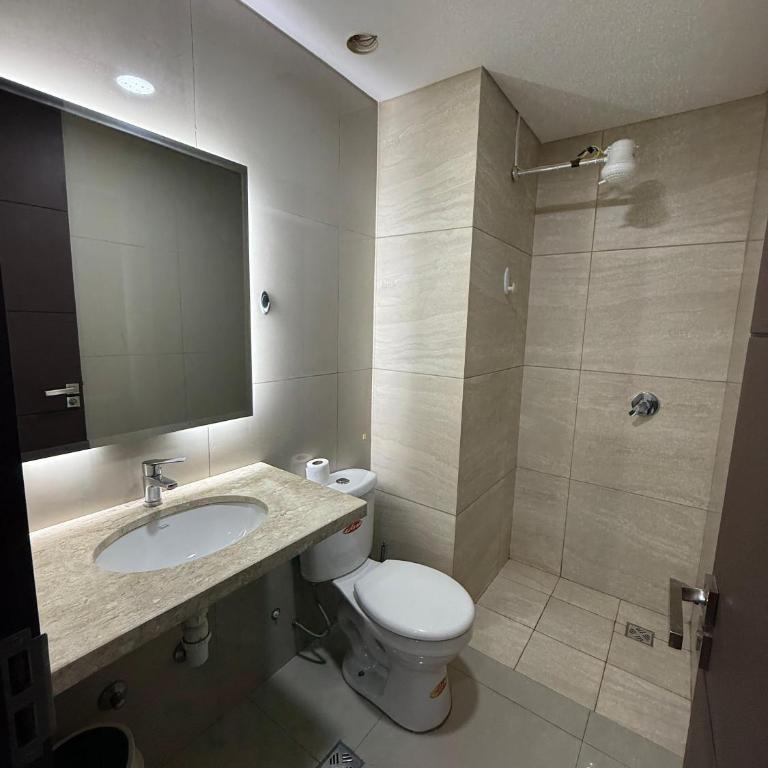 Monoambiente moderno en la mejor zona de la ciudad - One-Bedroom Apartment - 6