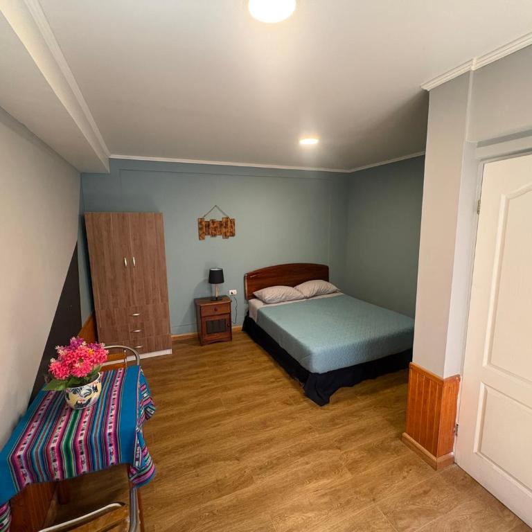 Raymi House Hostel - Queen Room - 3