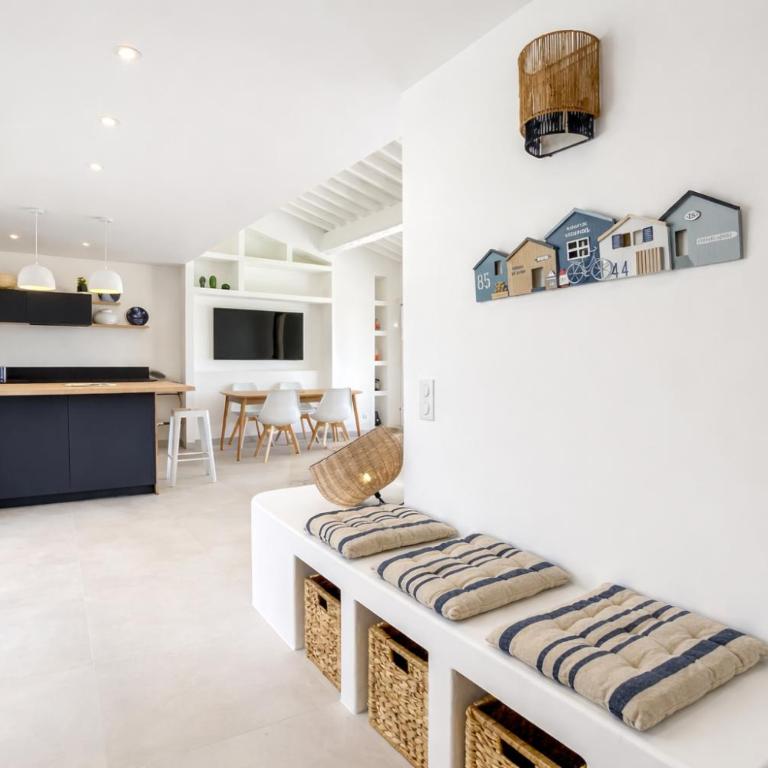 Au cœur d un port by Port Azur Rental - Three-Bedroom Apartment - 19