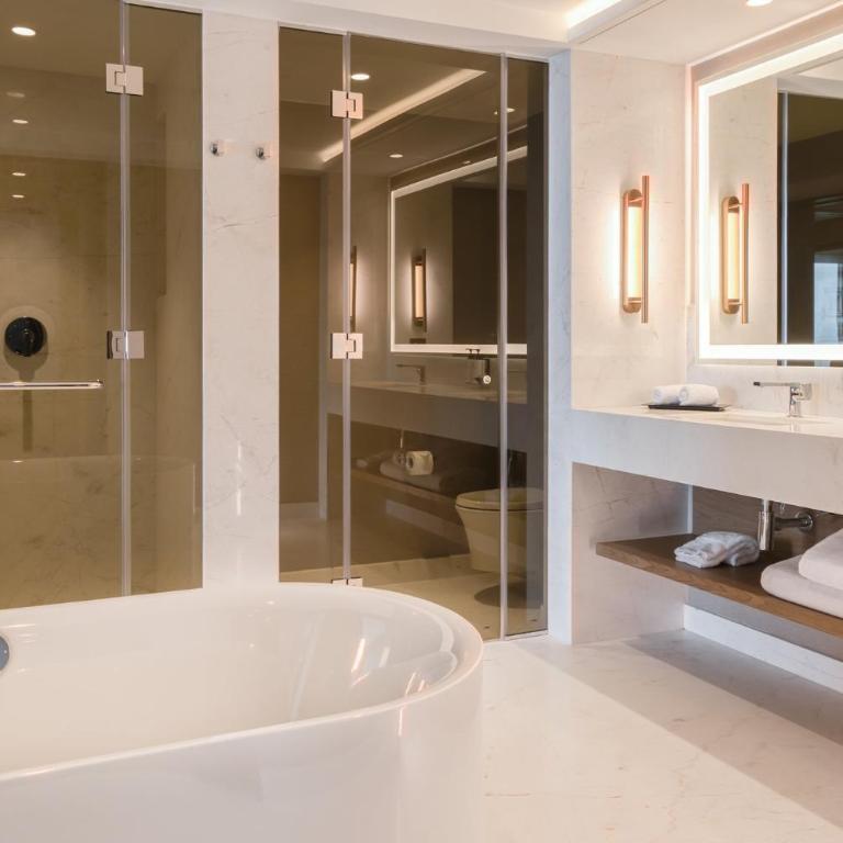 InterContinental Real Lima Miraflores by IHG - Suite Executive con zona de estar y 1 cama extragrande - 2