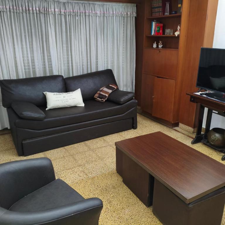 Chalet Chauvin - Two-Bedroom House - 2