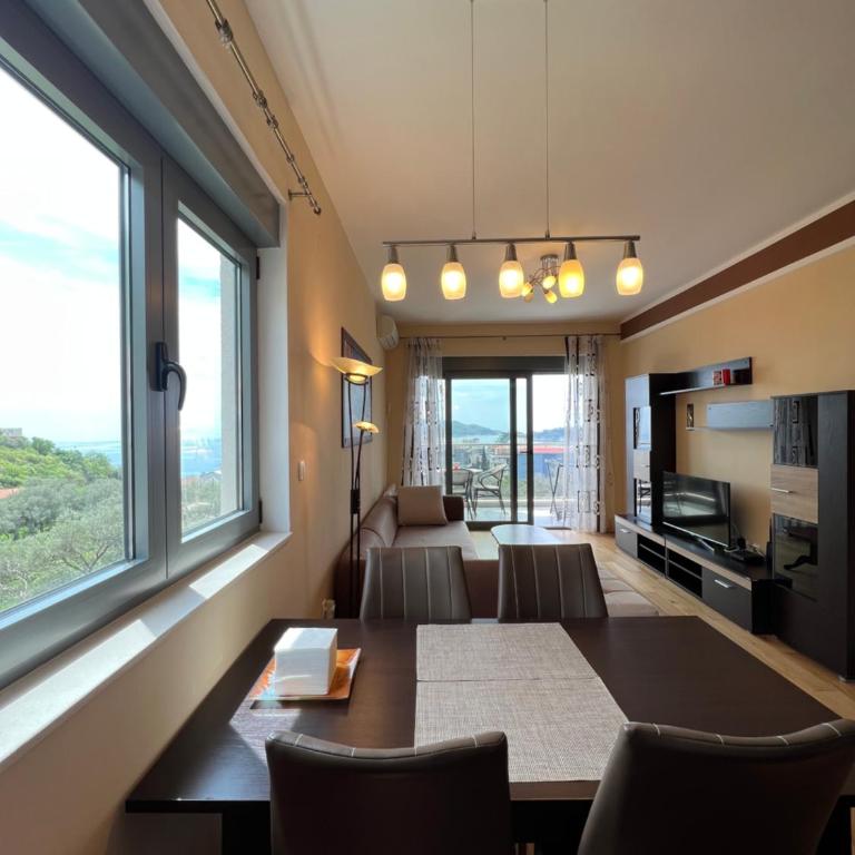 Paradise Apartments Becici - Apartment with Sea View - 5
