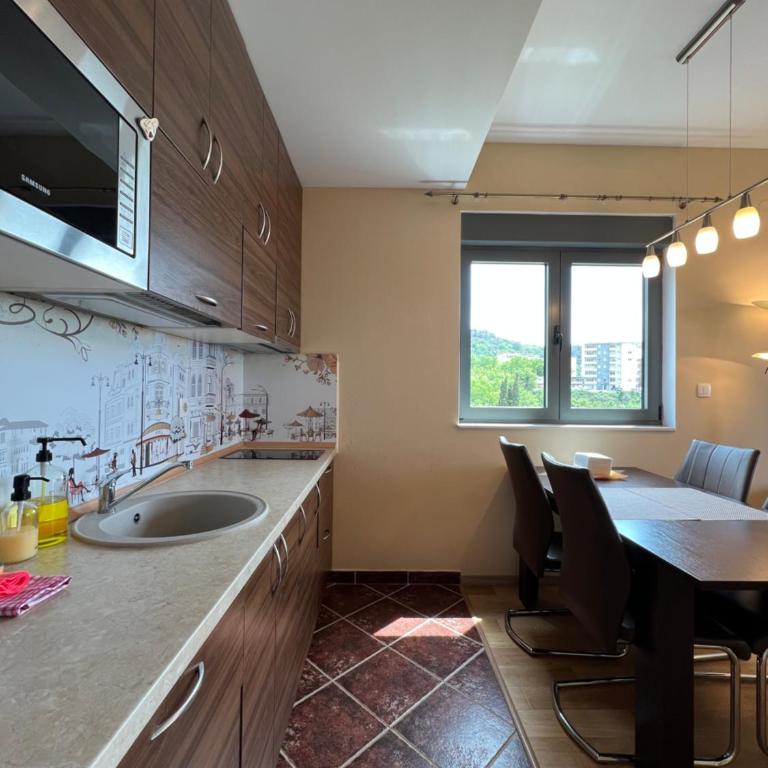 Paradise Apartments Becici - Apartment with Sea View - 13