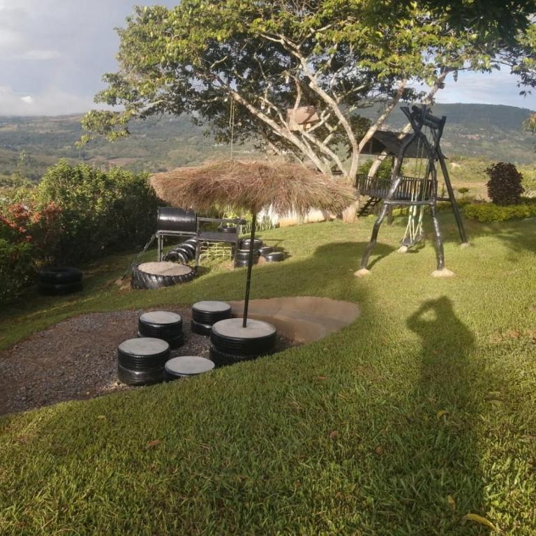 Hermosa casa de campo a 20 minutos de Curití - Chalet - 28