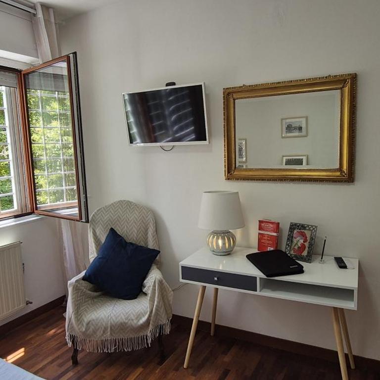 EUR Fenix Apartment free parking family - Apartment mit 1 Schlafzimmer - 4