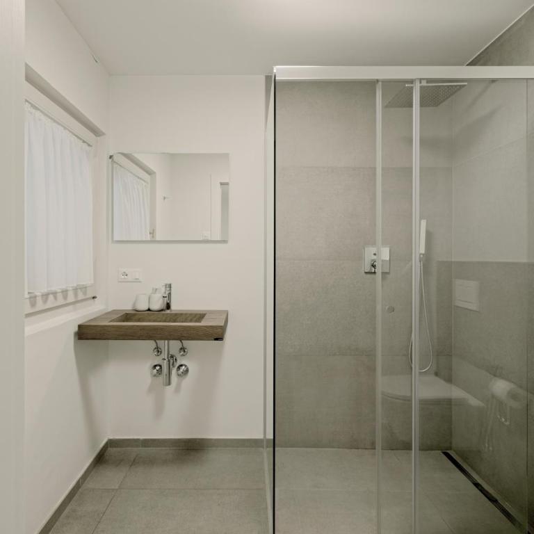 Historic Rooms and Apartments in the City Centre of Bolzano - Habitación Doble con baño privado - 4