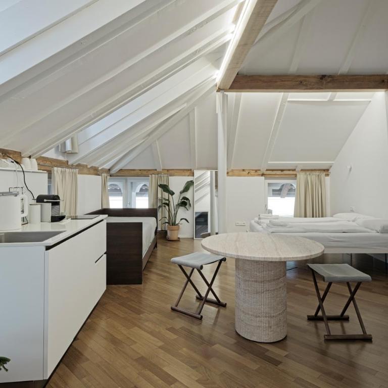 Historic Rooms and Apartments in the City Centre of Bolzano - Apartamento Ático - 3