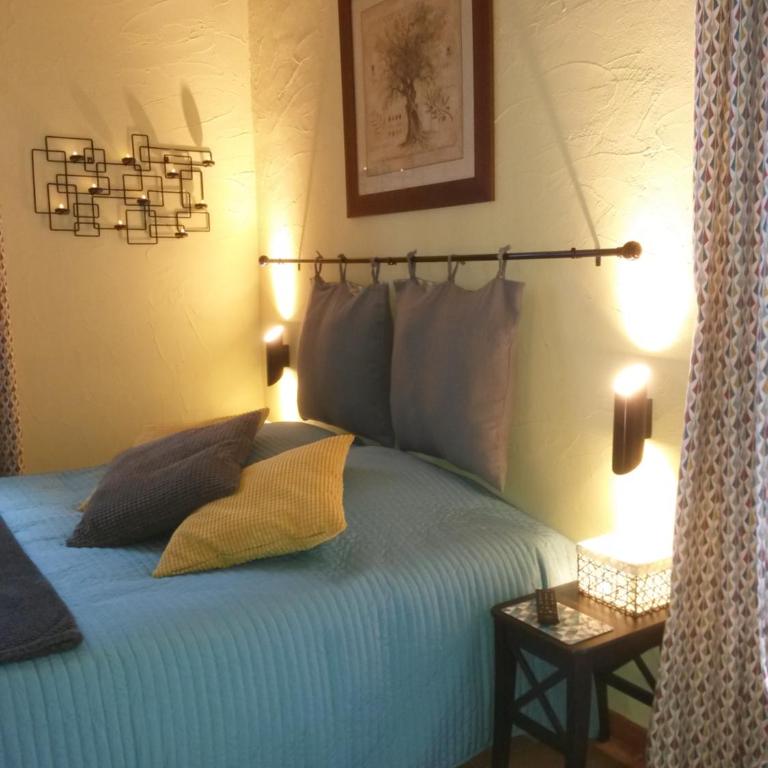 Les Mayombes - Chambre Double avec Douche - 8