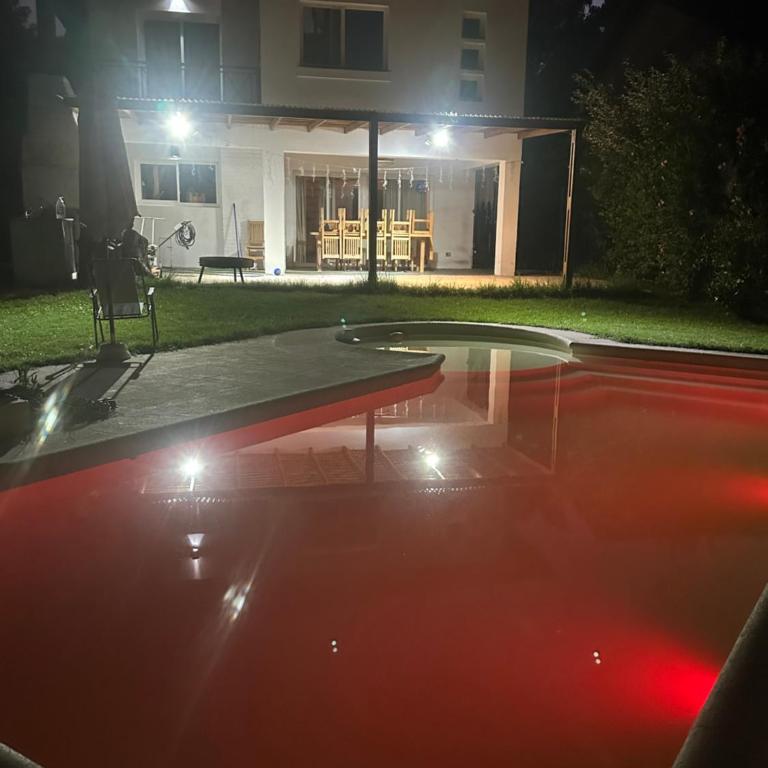 Hermosa casa en el Náutico Escobar Country Club - Casa de 3 dormitorios - 3