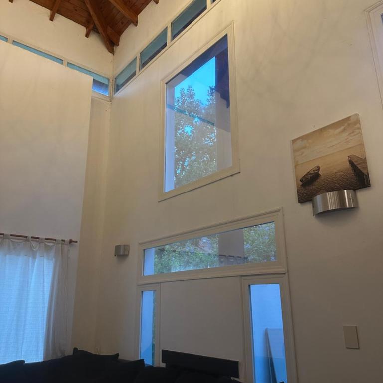 Hermosa casa en el Náutico Escobar Country Club - Casa de 3 dormitorios - 11