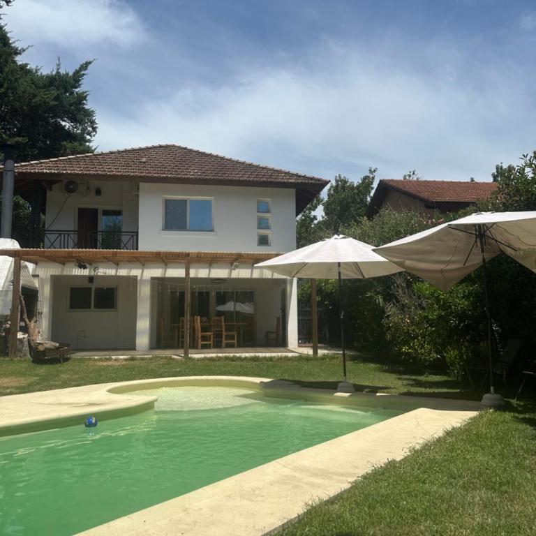 Hermosa casa en el Náutico Escobar Country Club - Casa de 3 dormitorios - 26