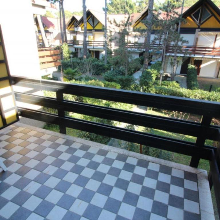 Three storey villa with garden in Lignano - Villa - 8