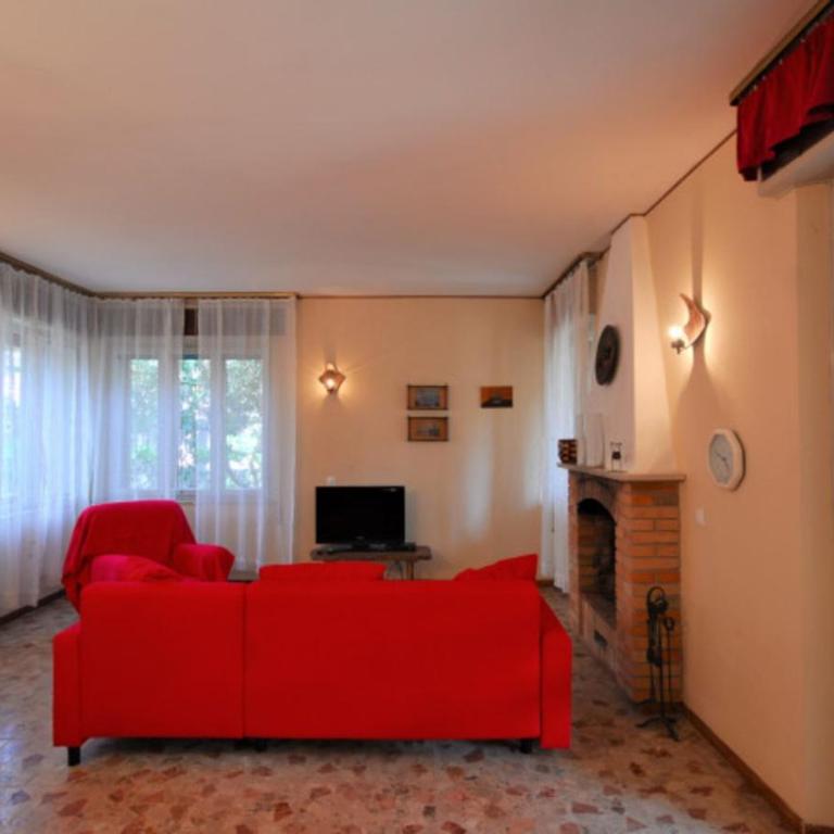 Villa surrounded by nature near the sea - Villa - 11