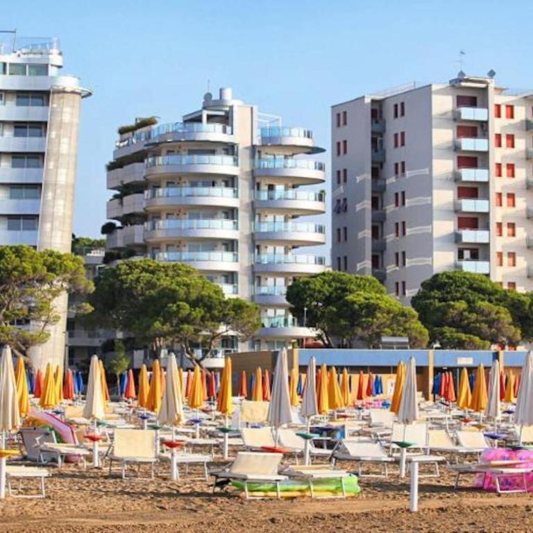 Coastal villa in Lignano Riviera - Villa - 12