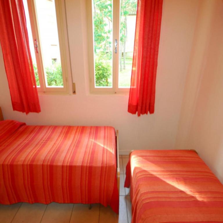 Villa in Lignano Pineta close to the beach - Villa - 4