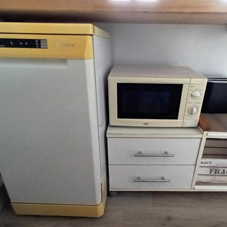 Chez Auguste - T2 spacieux - wifi - tv - Apartment mit 1 Schlafzimmer - 11