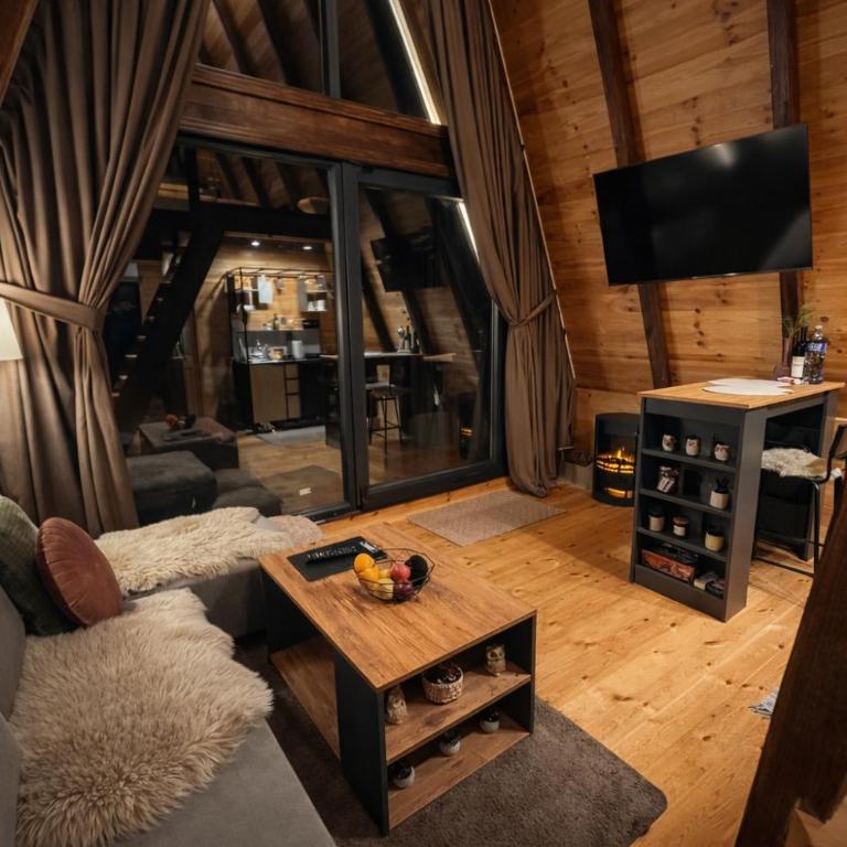 PeaksView Chalets - One-Bedroom Chalet - 9