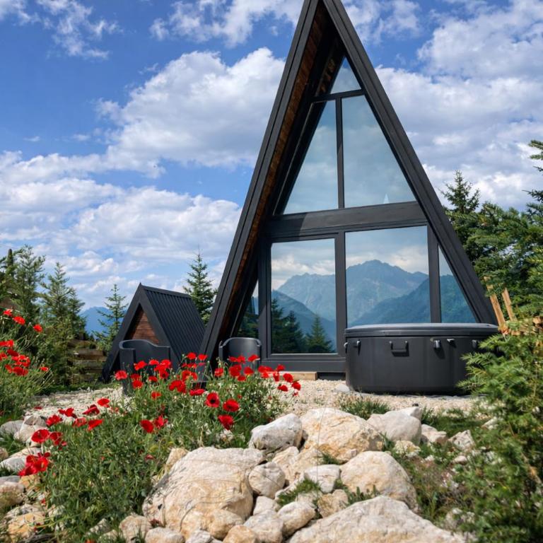 PeaksView Chalets - One-Bedroom Chalet - 21