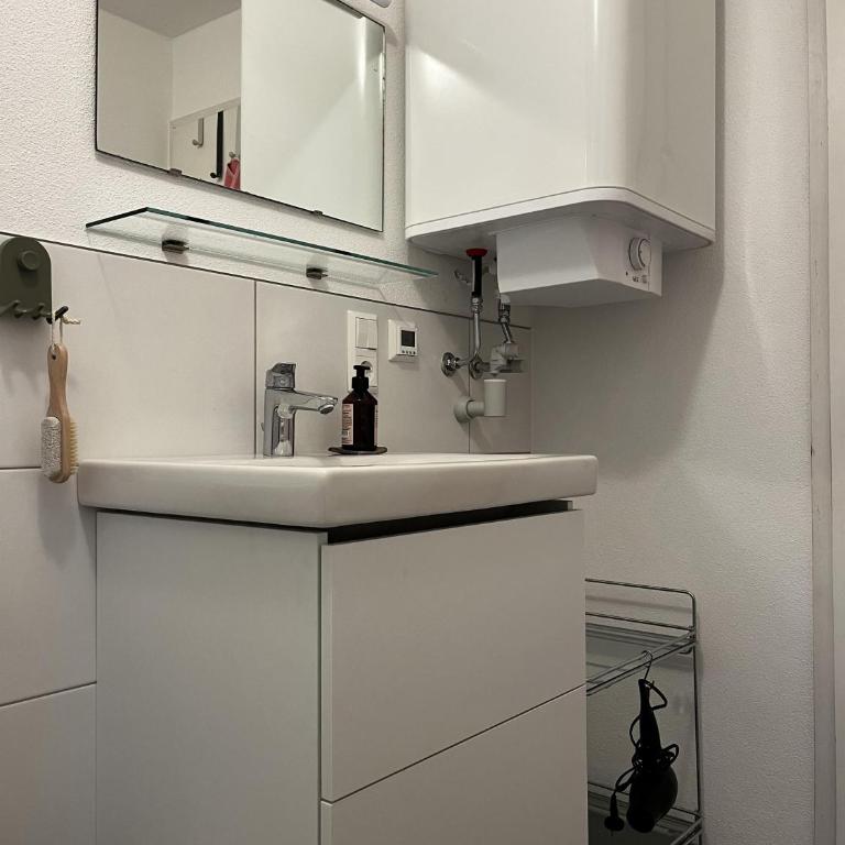 Serenitas - Apartment mit Dusche - 15