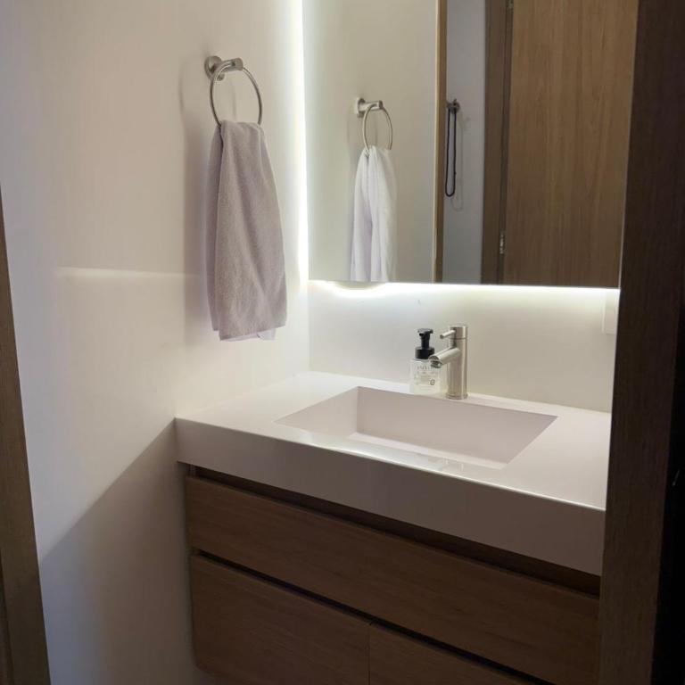 Luxy 2BR at paradise Oasis, 18 min from walled city - Two-Bedroom Apartment - 3