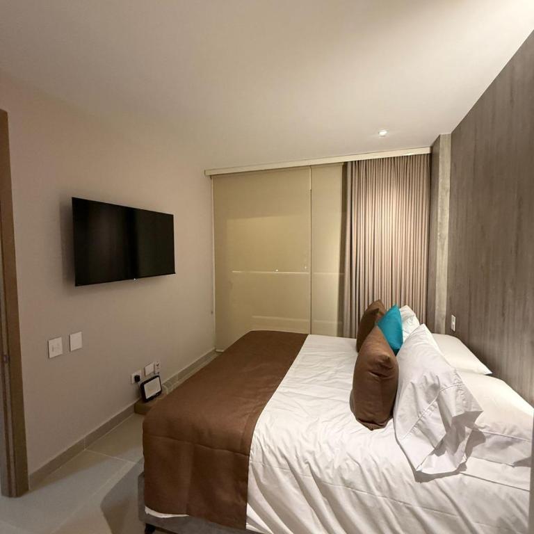 Luxy 2BR at paradise Oasis, 18 min from walled city - Two-Bedroom Apartment - 20