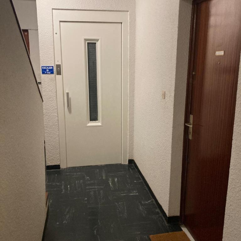 Grand T2 climatisé avec parking à 7 min des Thermes Vue château - Apartment mit 1 Schlafzimmer und Terrasse - 6