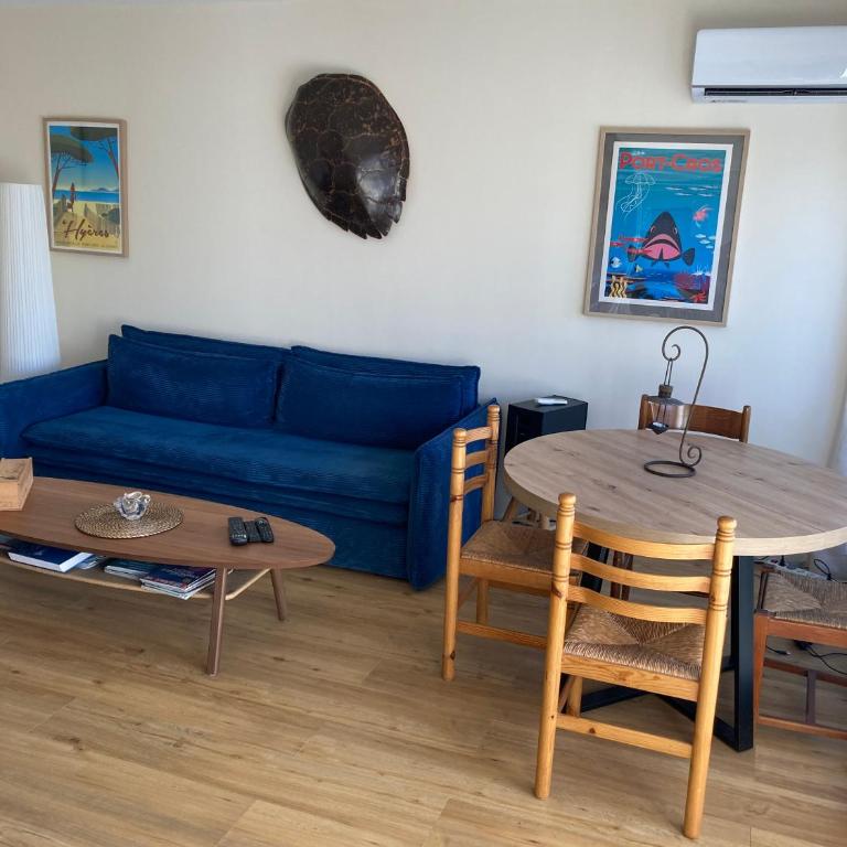 Grand T2 climatisé avec parking à 7 min des Thermes Vue château - Apartment mit 1 Schlafzimmer und Terrasse - 27