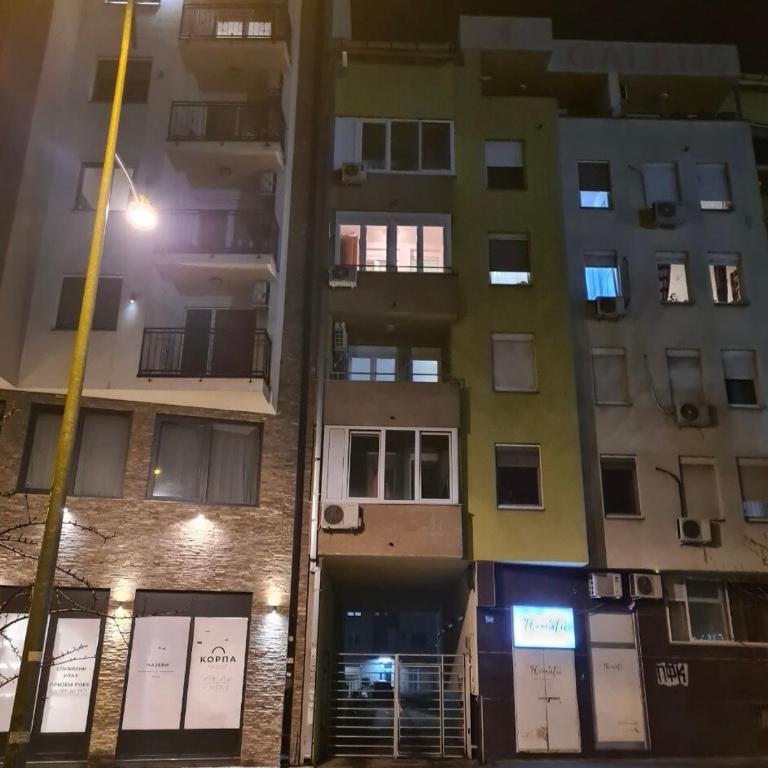 Stay & smile Novi Sad - Two-Bedroom Apartment - 3