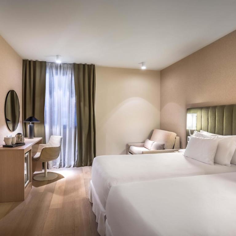 Barceló Bilbao Nervión - Family Room - 1