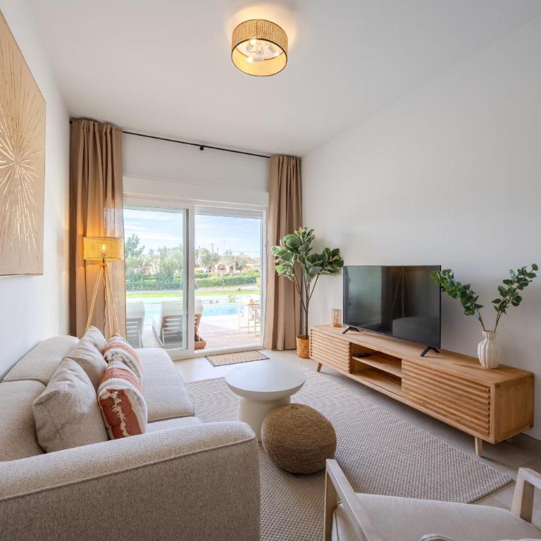 Marina Garden - Beautiful apartment with direct access to the pool - Apartment mit 2 Schlafzimmern und Terrasse - 12