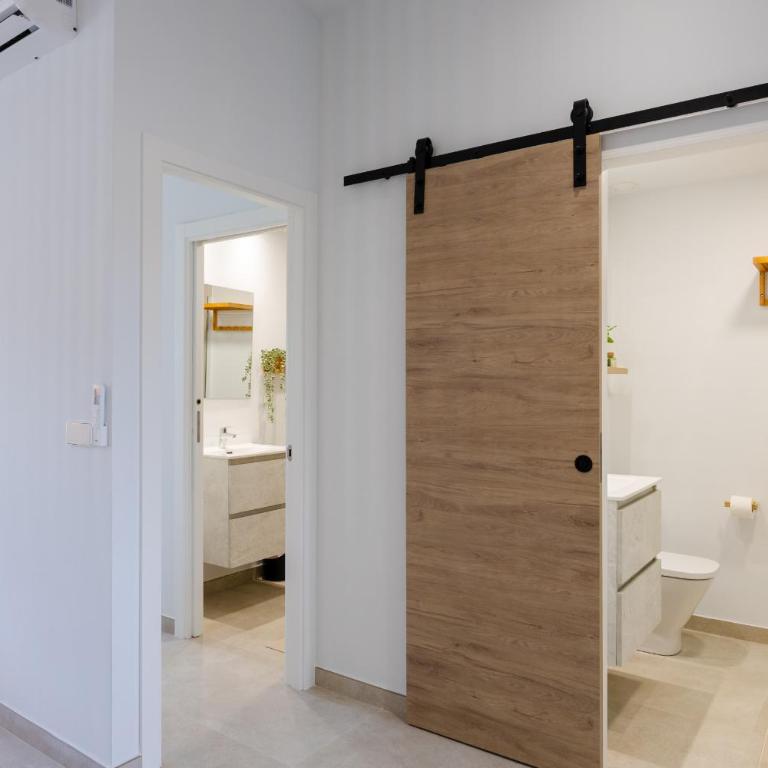 Marina Garden - Beautiful apartment with direct access to the pool - Apartment mit 2 Schlafzimmern und Terrasse - 27
