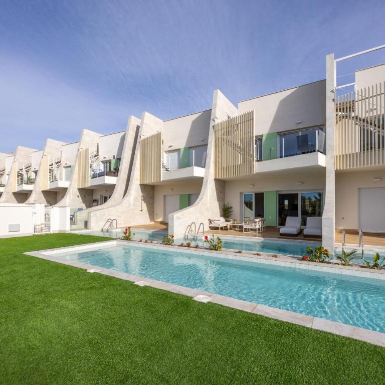 Marina Garden - Beautiful apartment with direct access to the pool - Apartment mit 2 Schlafzimmern und Terrasse - 44