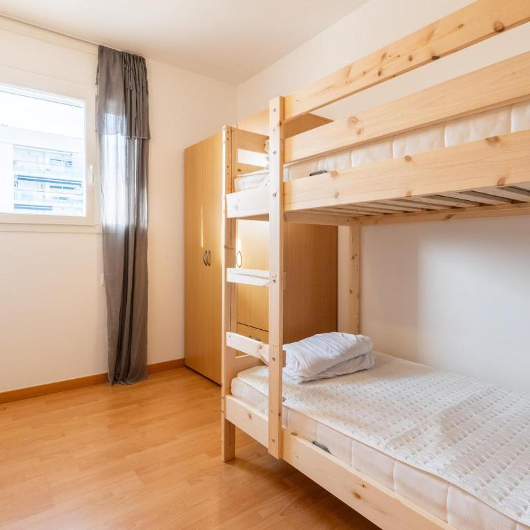 Apartamento Luminoso con Terraza y Parking en Santa Margarita - ES-228-206 - Apartamento - 14