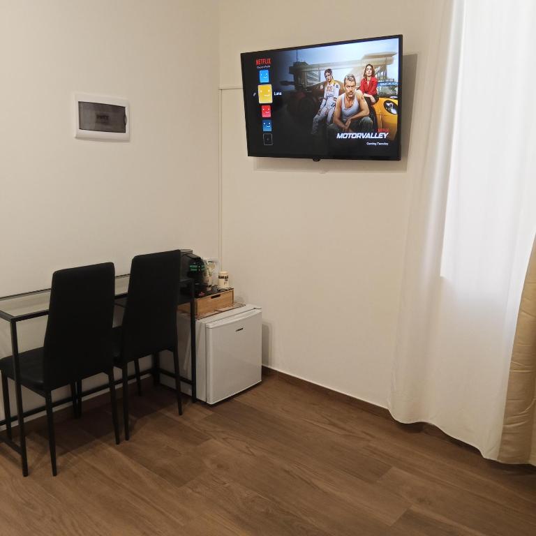 La Corte Guest House - Double Room with Private Bathroom - 7