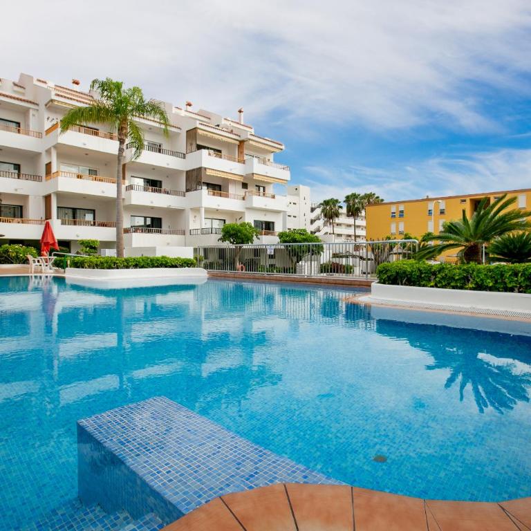 One-bedroom Apartment With Terrace, Pool and Partial Sea Views - Apartamento de 2 dormitorios - 1