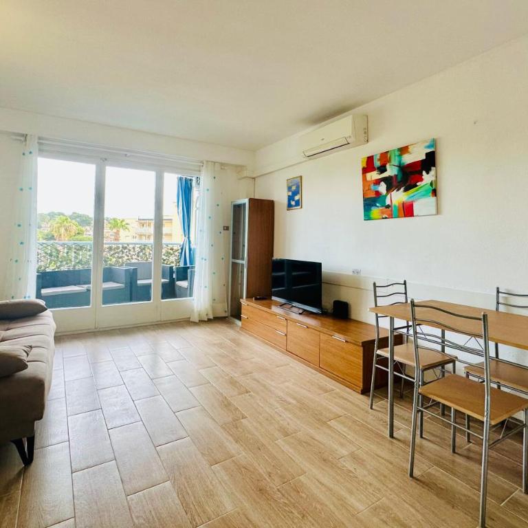 Home California II Salou - Two-Bedroom Apartment with City View - 5