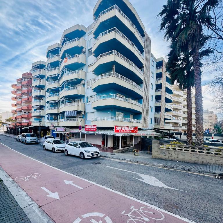 Home California II Salou - Two-Bedroom Apartment with City View - 23