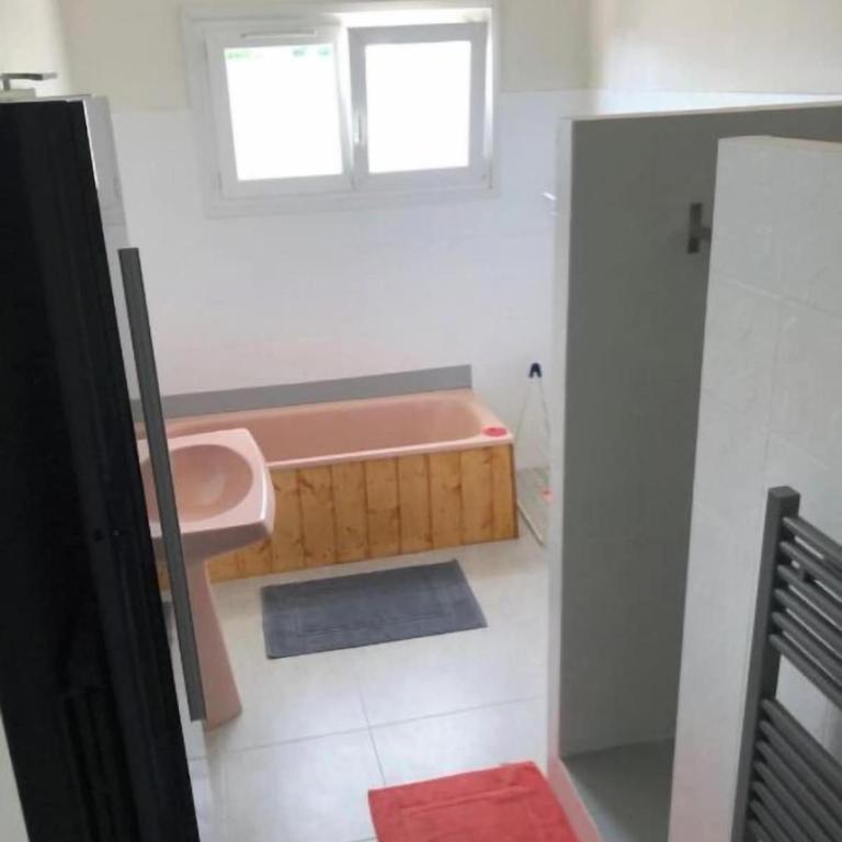 L'ESCAPADE, Gite rural en ville! Famille, amis, travail - Casa con 4 camere da letto - 35