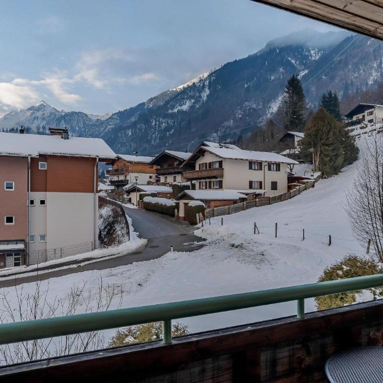 Hotel Victoriya - Dreibettzimmer mit Bergblick - 6