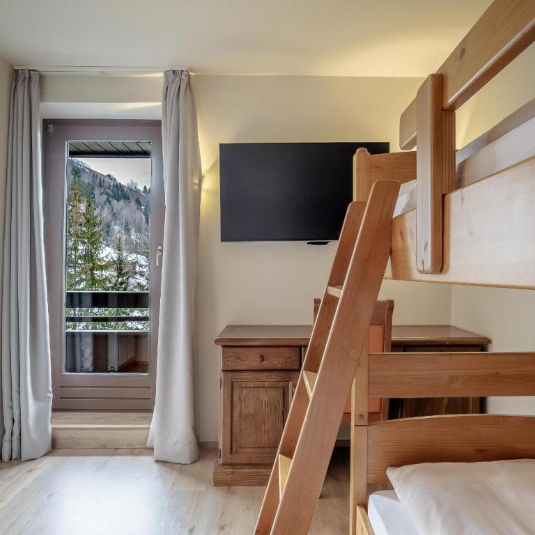 Hotel Victoriya - Familienzimmer mit Balkon - 2