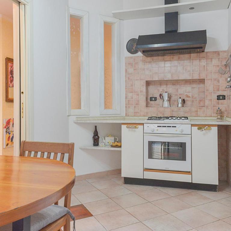 Cipro apartment near Vatican and metro stop - Appartamento con 1 Camera da Letto con Balcone e Vista Città - 10