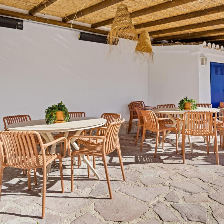 House - Sleeps 10 to 34 - Heated Pool - Parking - Ferienhaus - 6