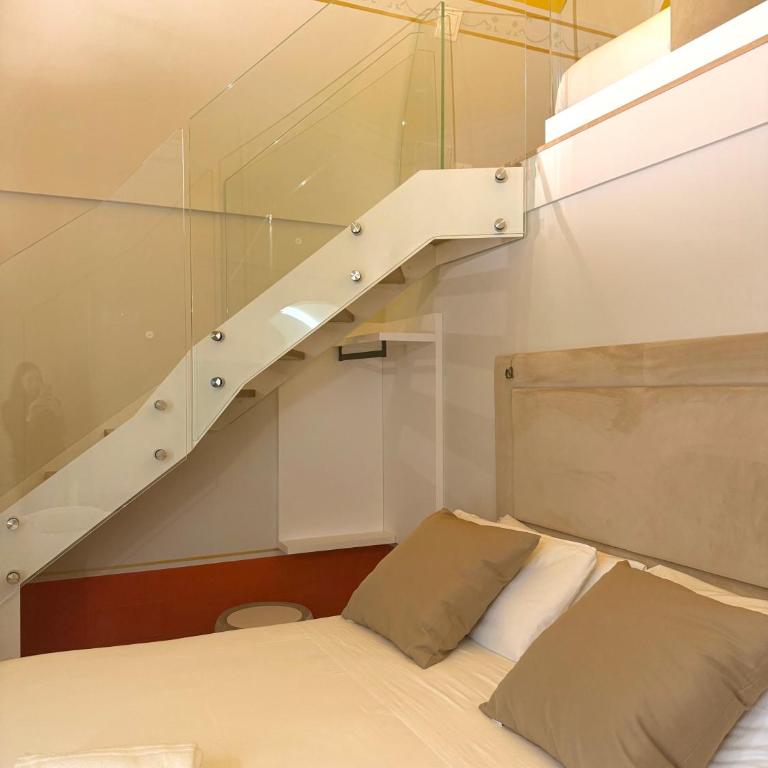 Bellavitarooms-Fiore di Maggio Luxury Suites - Suite Deluxe - 5